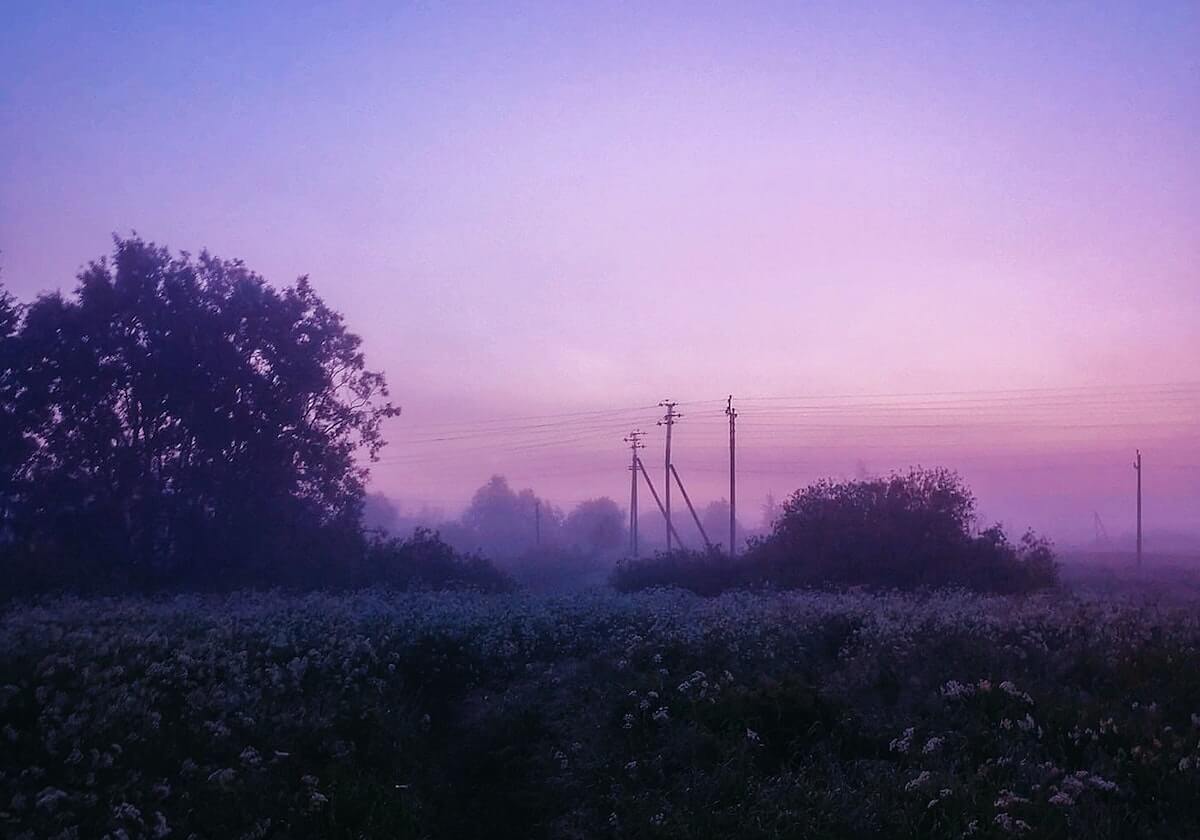 有心！60岁失婚视帝对港姐小花宠爱有加，送花庆生更亲自指导网球